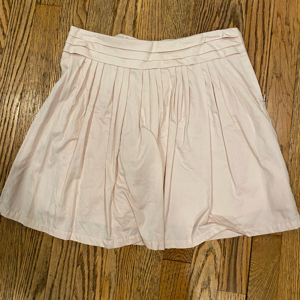 Baby pink pleated skirt from the limited